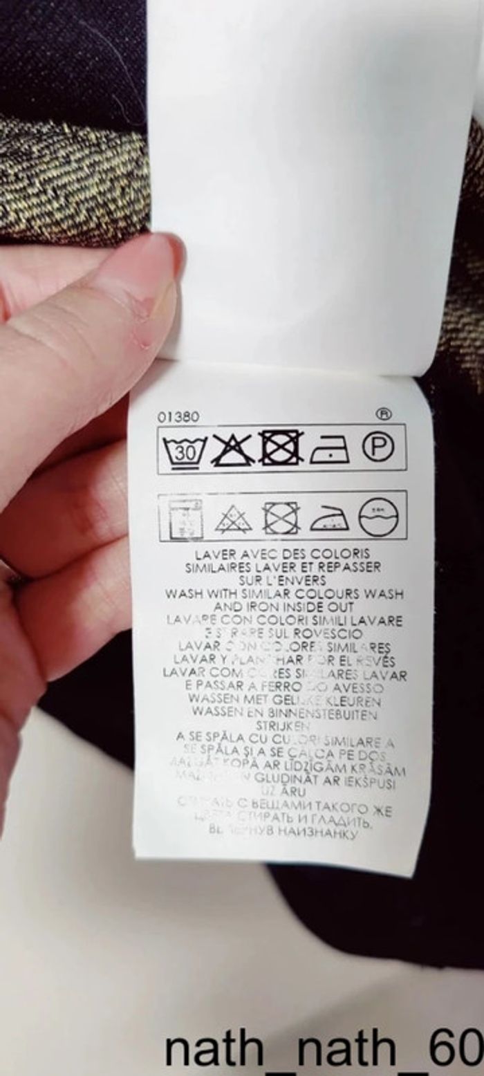 Robe noire dorée taille L - photo numéro 7