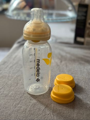 Biberon  calma Meleda (idéal pour mixer allaitement )