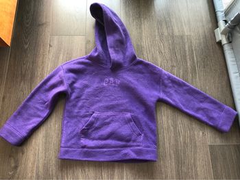 Polaire GAP 5 ans en parfait état