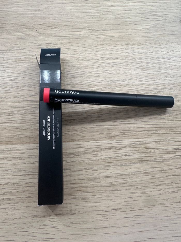 Ombre à paupières stick Motivated