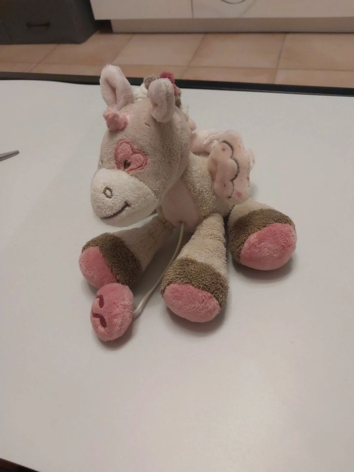 Peluche musicale jade la licorne nattou - photo numéro 2