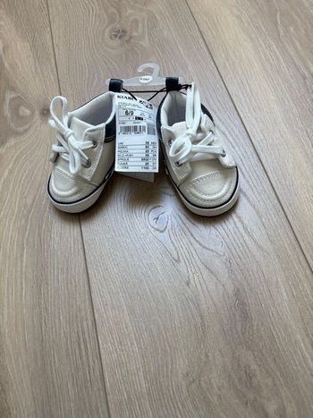 Chaussure bébé 6/9 mois 