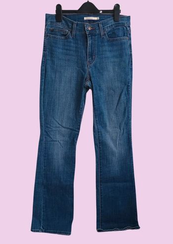 Jeans levis pour femme taille 28