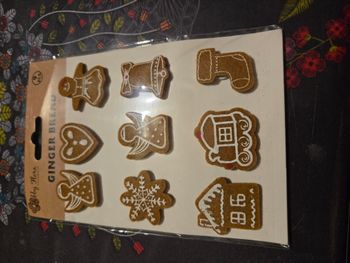 Ornement de pain d'épice en feutre pour scrapbooking