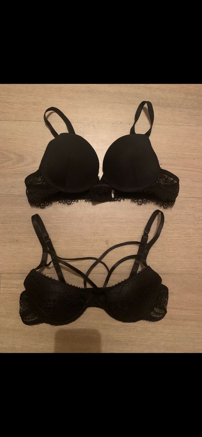2 soutiens gorges comme neuf 85B couleur noir