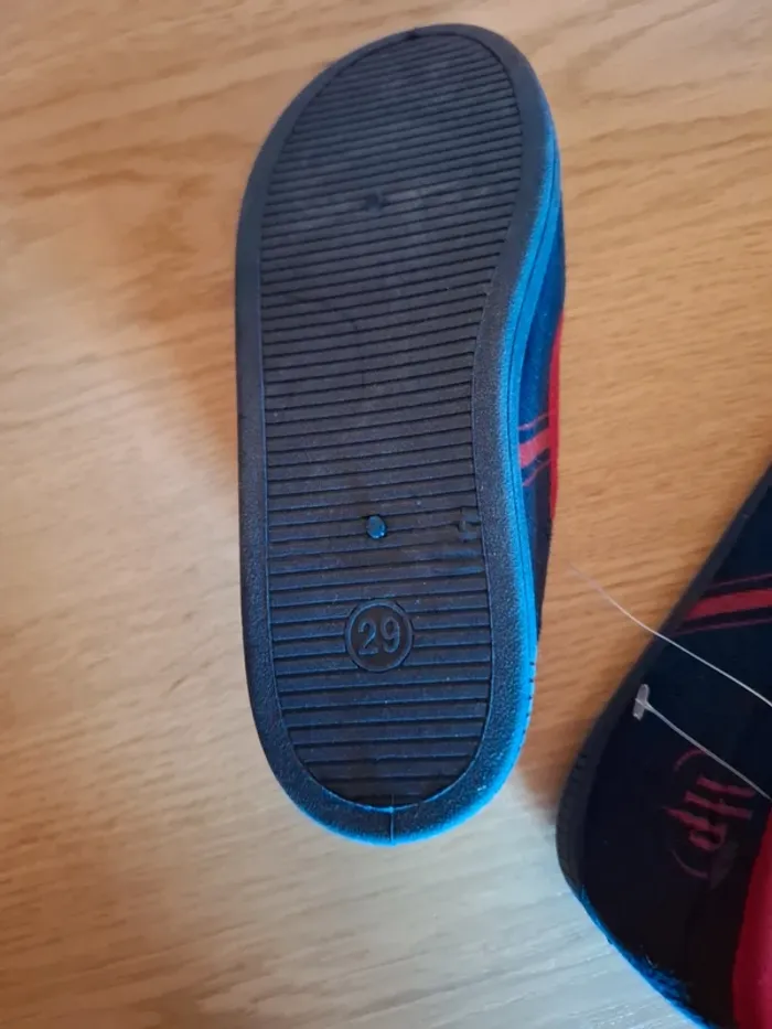 Chaussons pointure 29 - photo numéro 3