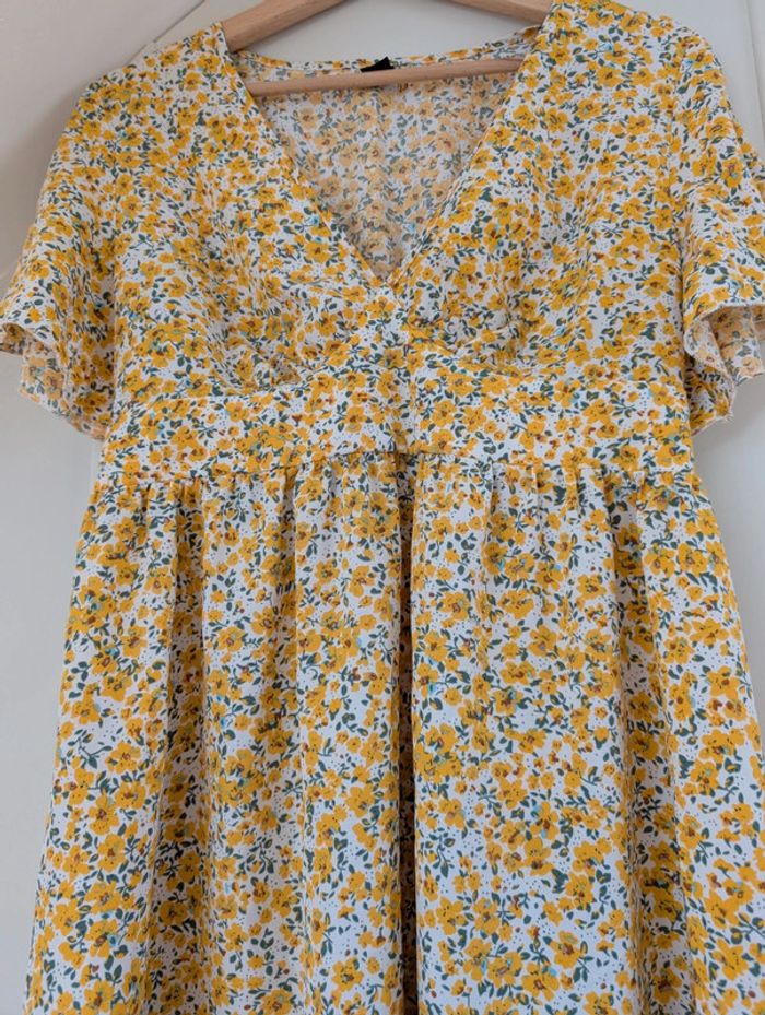 Robe grossesse fleurie - photo numéro 3