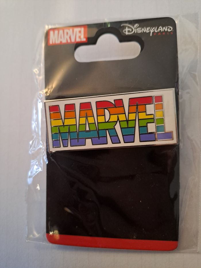 Pin's disney Marvel Rainbow