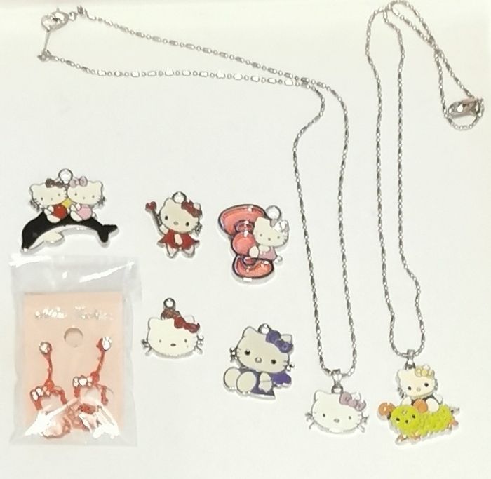Lot bijoux hello kitty