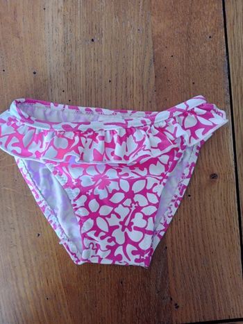 Neuf maillot de bain 12 mois