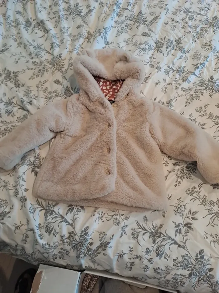 Manteau moumoute 18/24mois