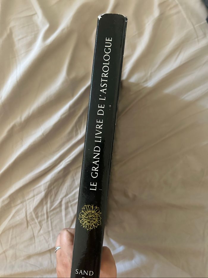 Livre de l’astrologie - photo numéro 2