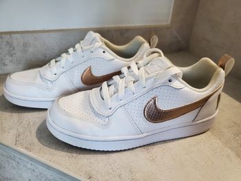 Basket Nike Court Borough low 37,5