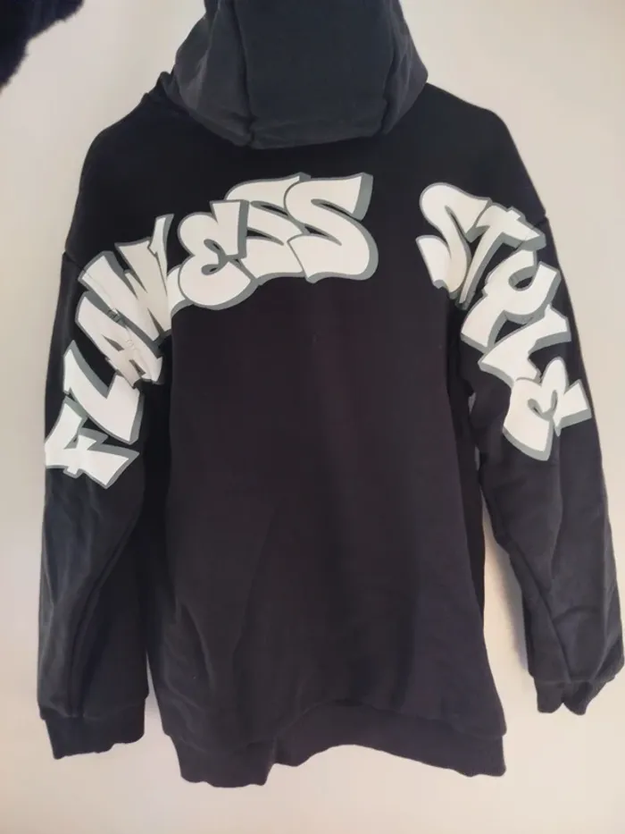 Sweat à capuche 14 ans - photo numéro 2