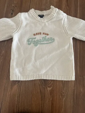 Pull taille 9 mois