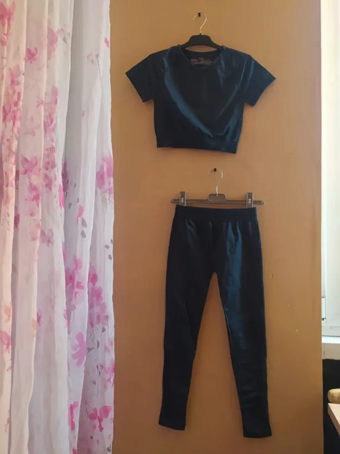 Ensemble legging t-shirt