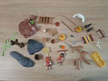 Playmobil lot indiens cowboys chevaux