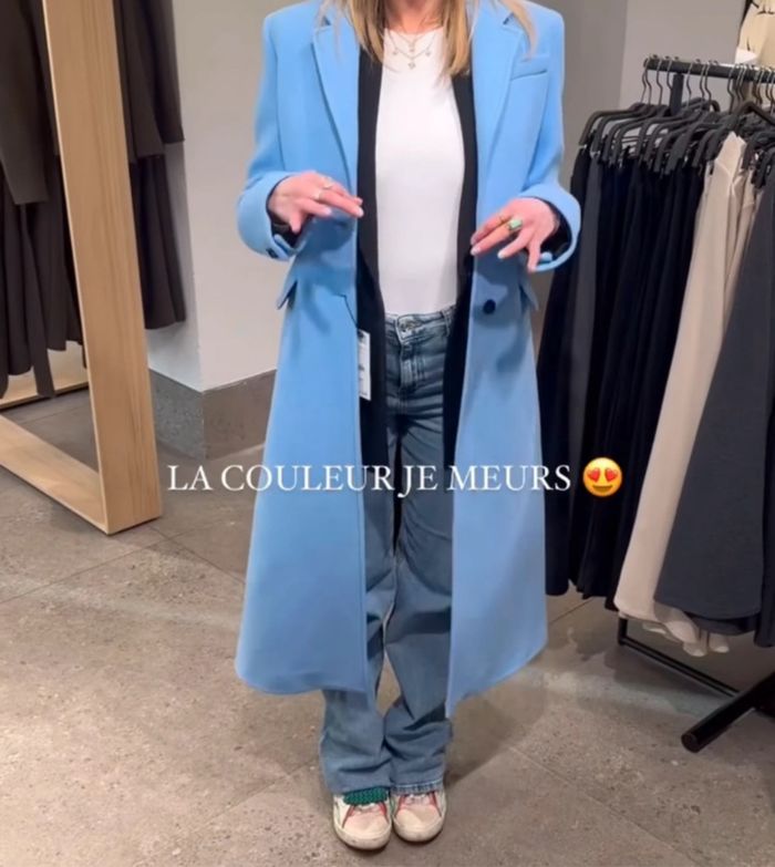 Magnifique manteau long bleu