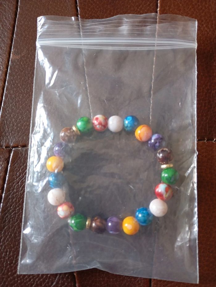 Bracelet élastique avec les 7 chakras neuf - photo numéro 3