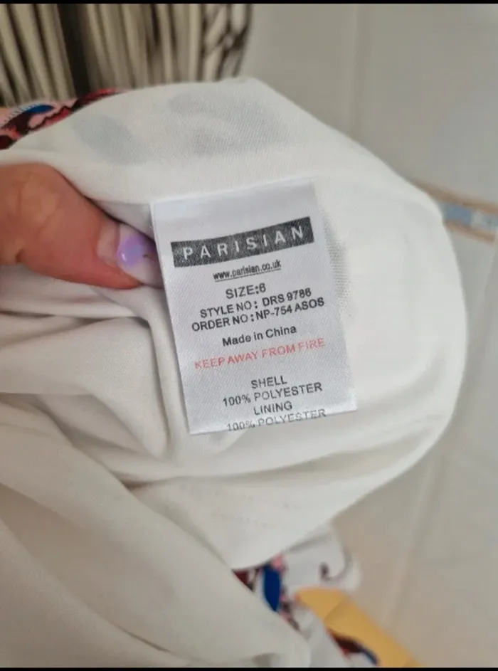 Neuf jolie robe blanche fleurie femme Parisian taille XS34 - photo numéro 9