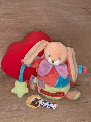 DDC149 doudou et compagnie lapin