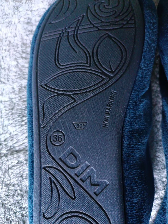 Chaussons DIM – Taille 36 – Neuf - photo numéro 3