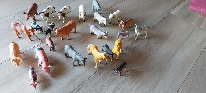 24 animaux de la ferme schleich