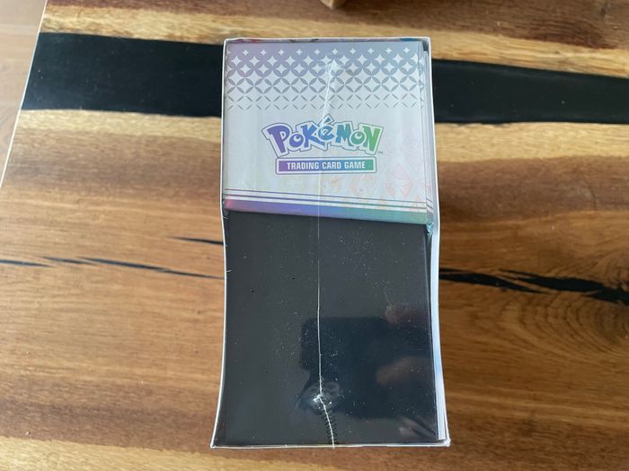 ETB Prismatic Evolutions Pokemon Center Edition ENG New Sealed / Neuf scellé - photo numéro 4