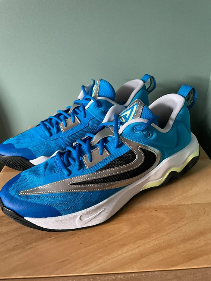 Nike Giannis immortality 3 taille 45,5 - photo numéro 3