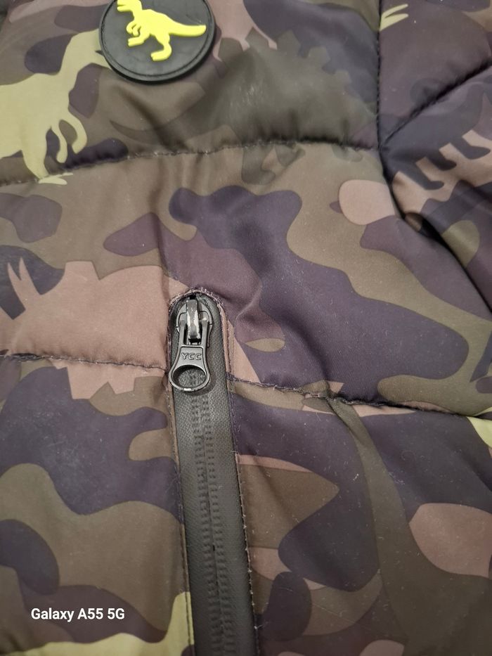 Doudoune taille 2-3 ans Primark en bon état - photo numéro 2