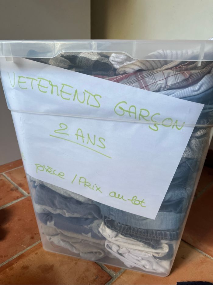 Lot vêtements garçon 2 ans