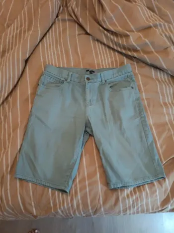 Bermuda jean