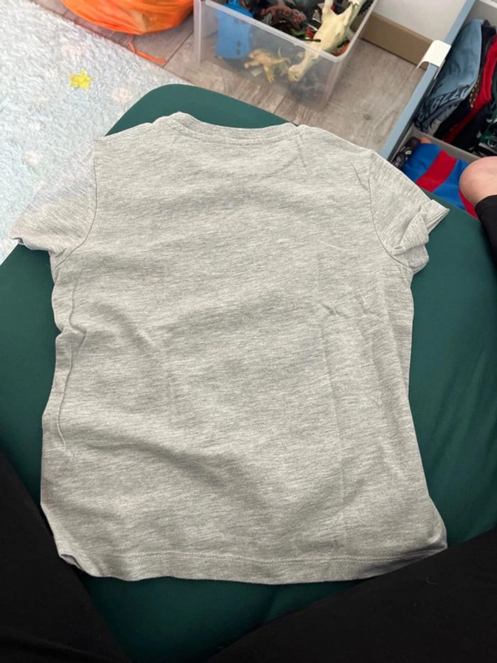 TEE shirt manches courtes taille 6 ans - photo numéro 4