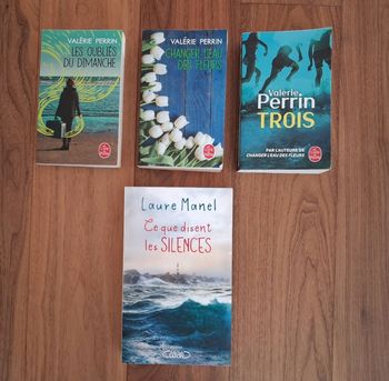 3 romans de Valérie Perrin et 1 de Laure Manel