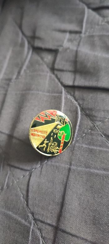 Pin Camenbert normand