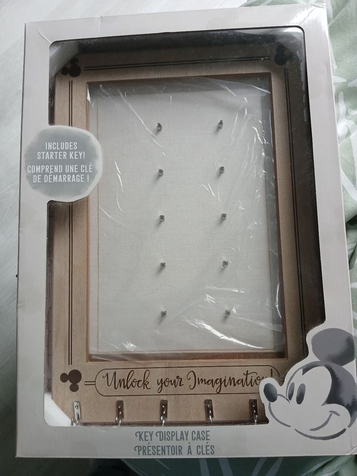 Vitrine clé disney