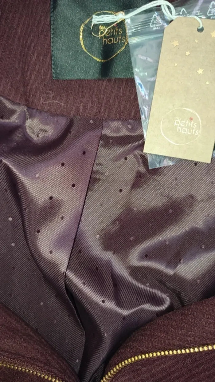 Manteau bordeau T2 ''Des petits hauts'' - photo numéro 4