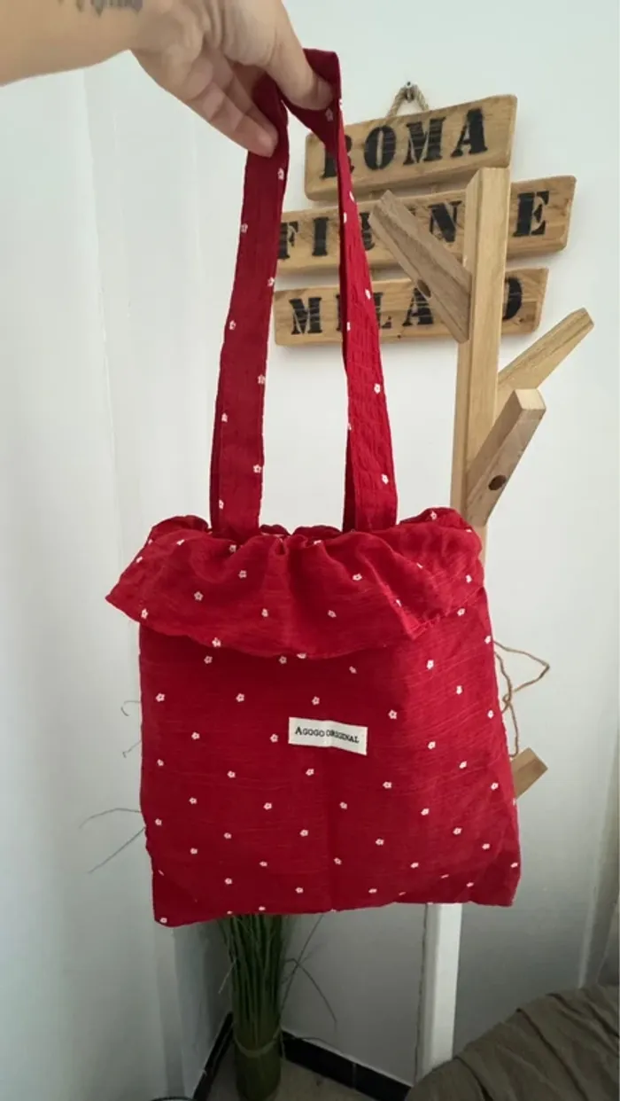 Joli sac froufrou rouge - photo numéro 5