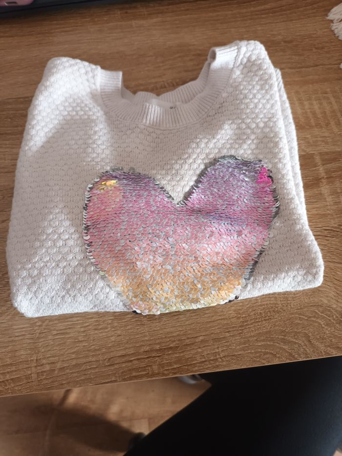 Joli pull fille 👧 - photo numéro 3