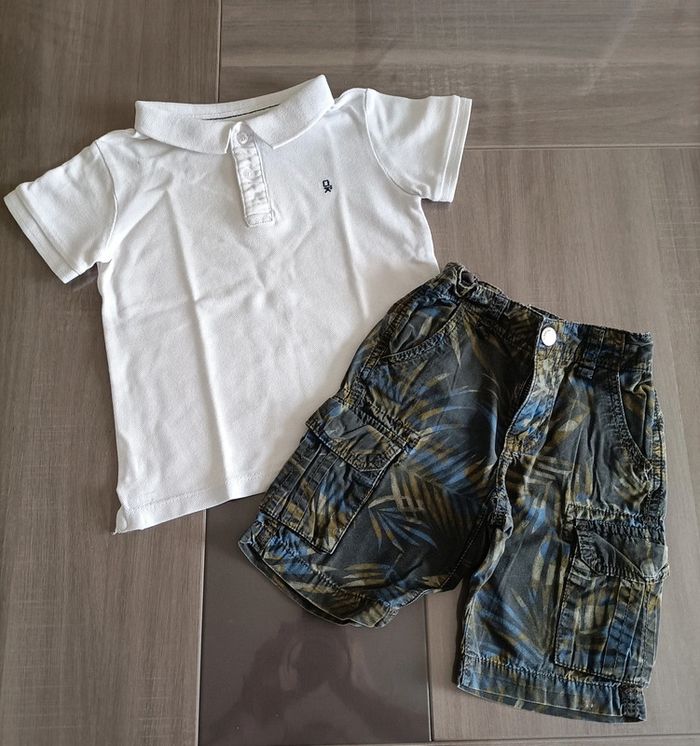 Ensemble Polo manches courtes blanc/ bermuda imprimé 4 ans