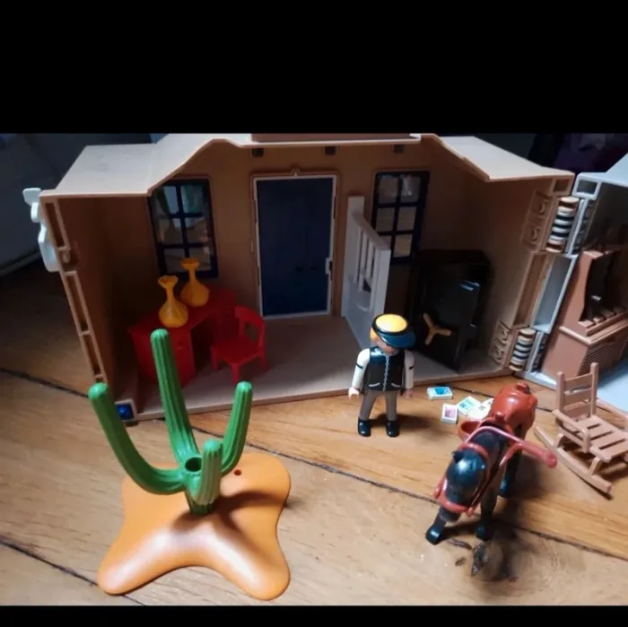 La malette cowboy Playmobil - photo numéro 2