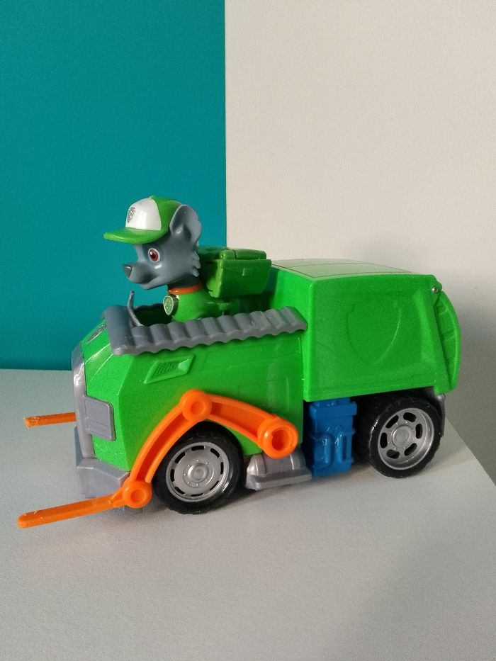 Camion Rocky