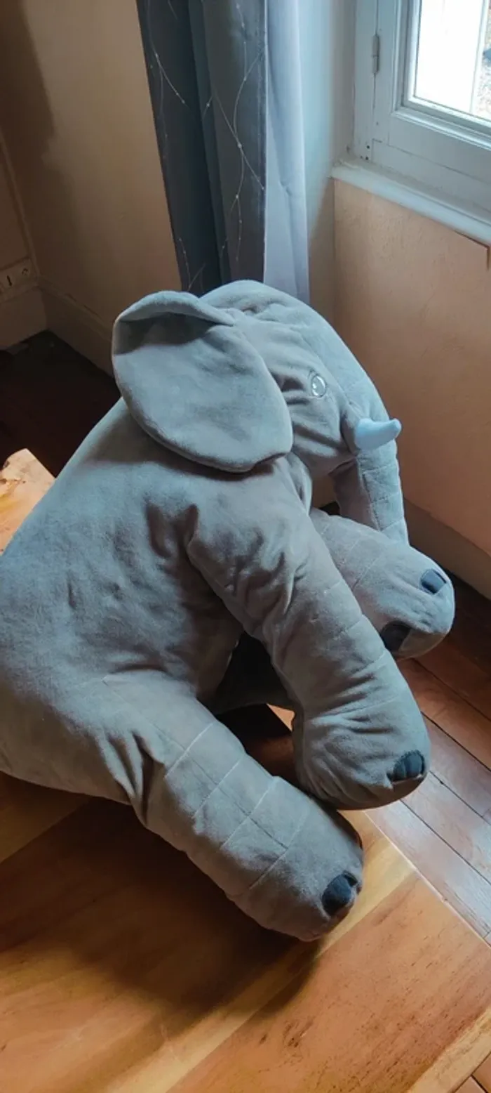 Grande peluche Éléphant - photo numéro 2
