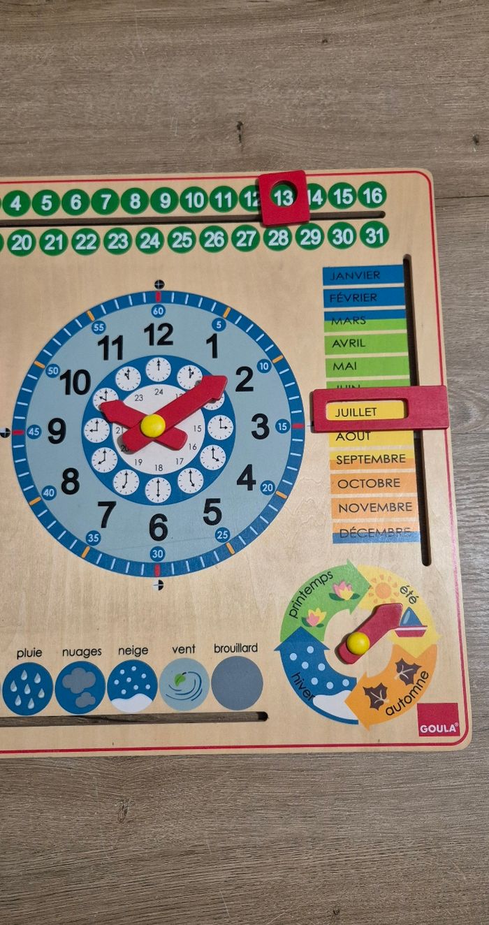 Calendrier horloge en bois - photo numéro 3