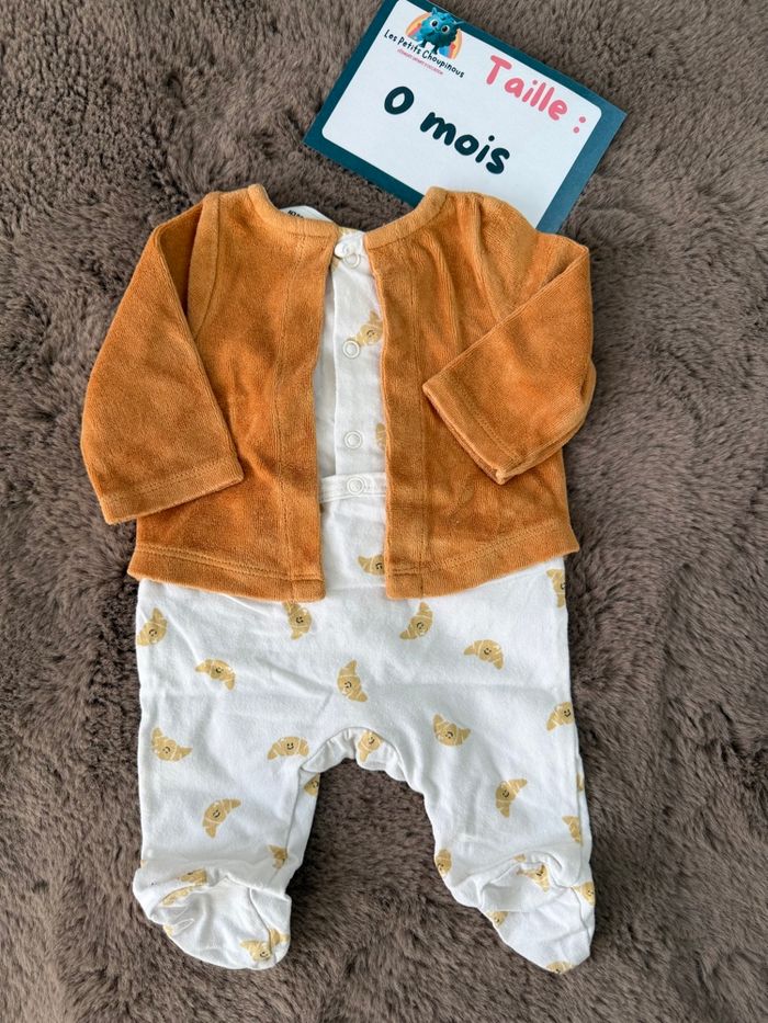 Pyjama / dors bien / grenouillère croissant - taille 0 mois 50 cm - photo numéro 4