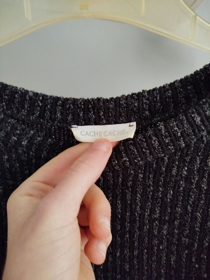 Pull avec épaulettes taille XS. - photo numéro 4