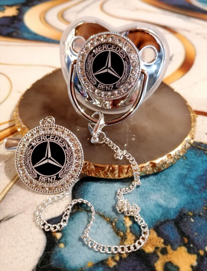 Tétine Argenté Mercedes benz