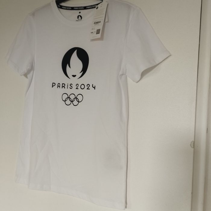 T-Shirt Neuf fille 11-12ans JO Paris 2024 - photo numéro 3