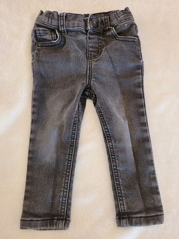 Jean's slim 9 mois