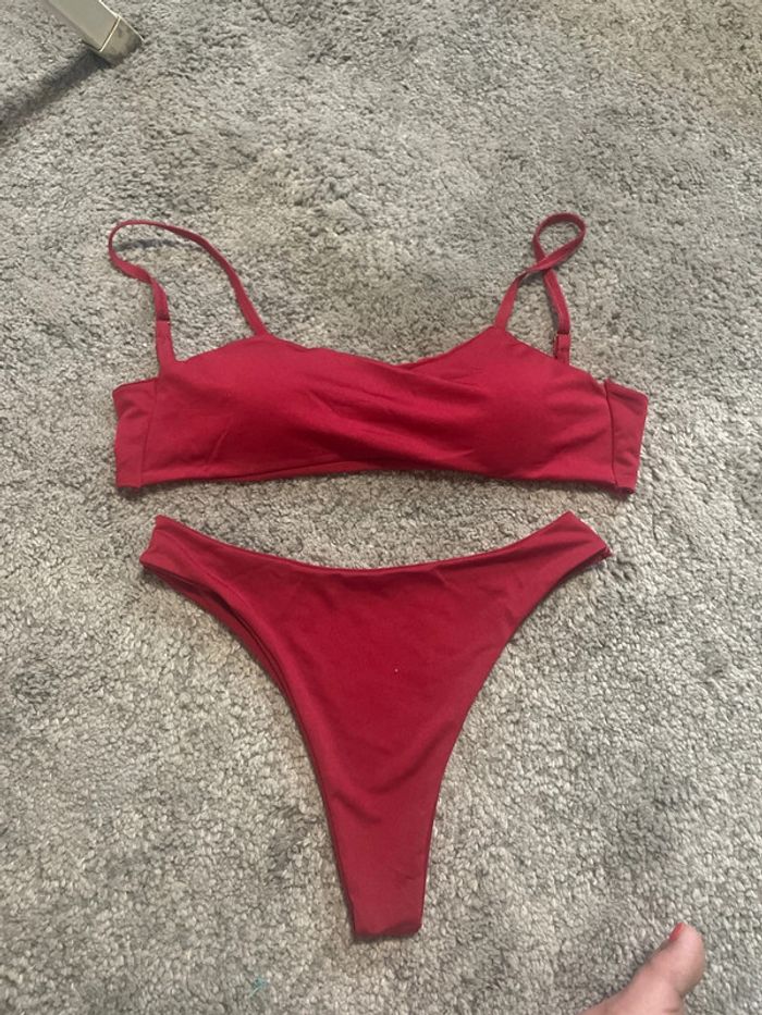 Ensemble maillots 2 pièces bordeaux taille M échancré